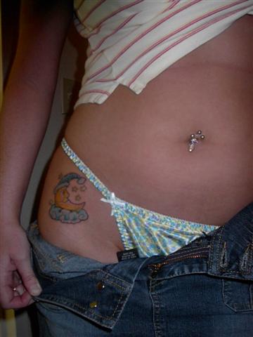 When we think of belly tattoos, one of the most likely area we think about